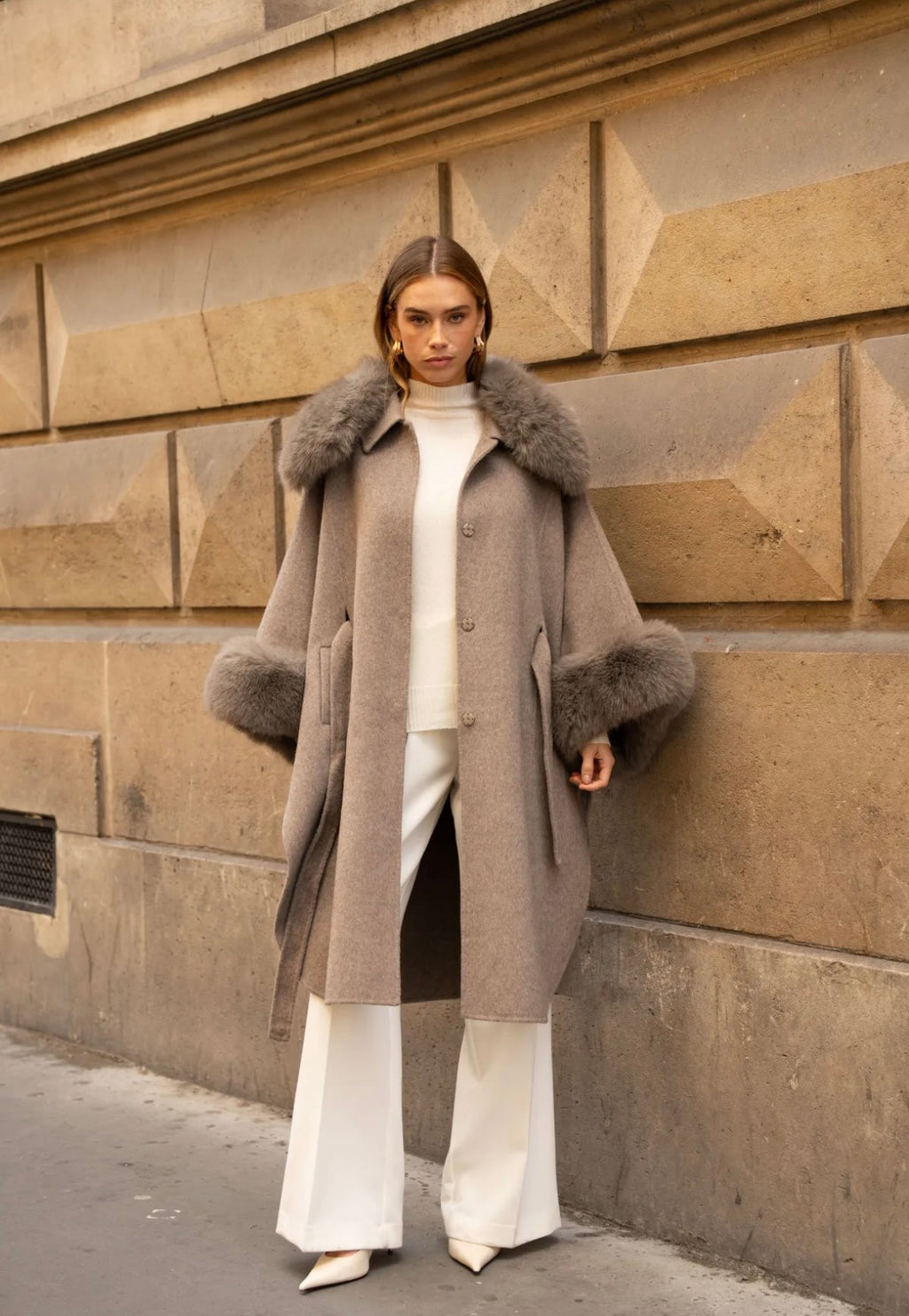 Coat Nusaiba Sand