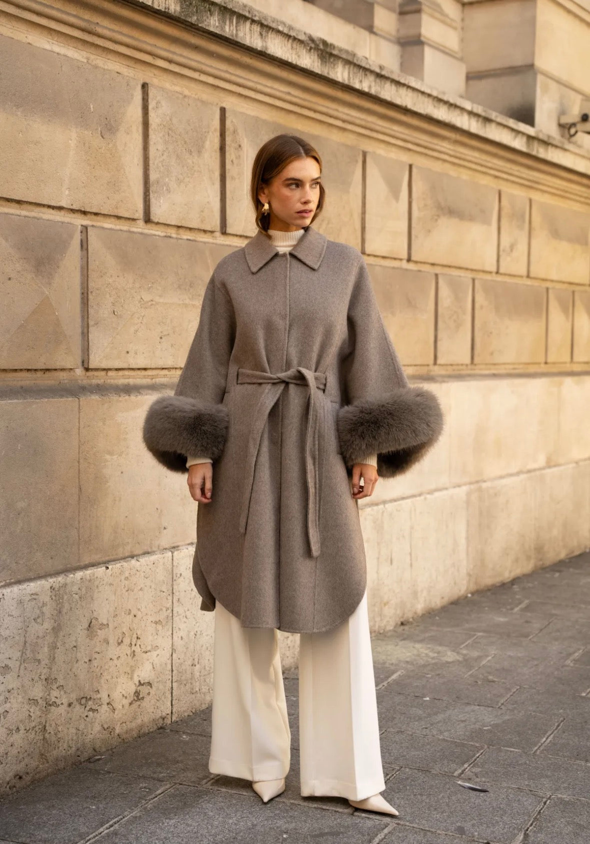 Coat Nusaiba Sand