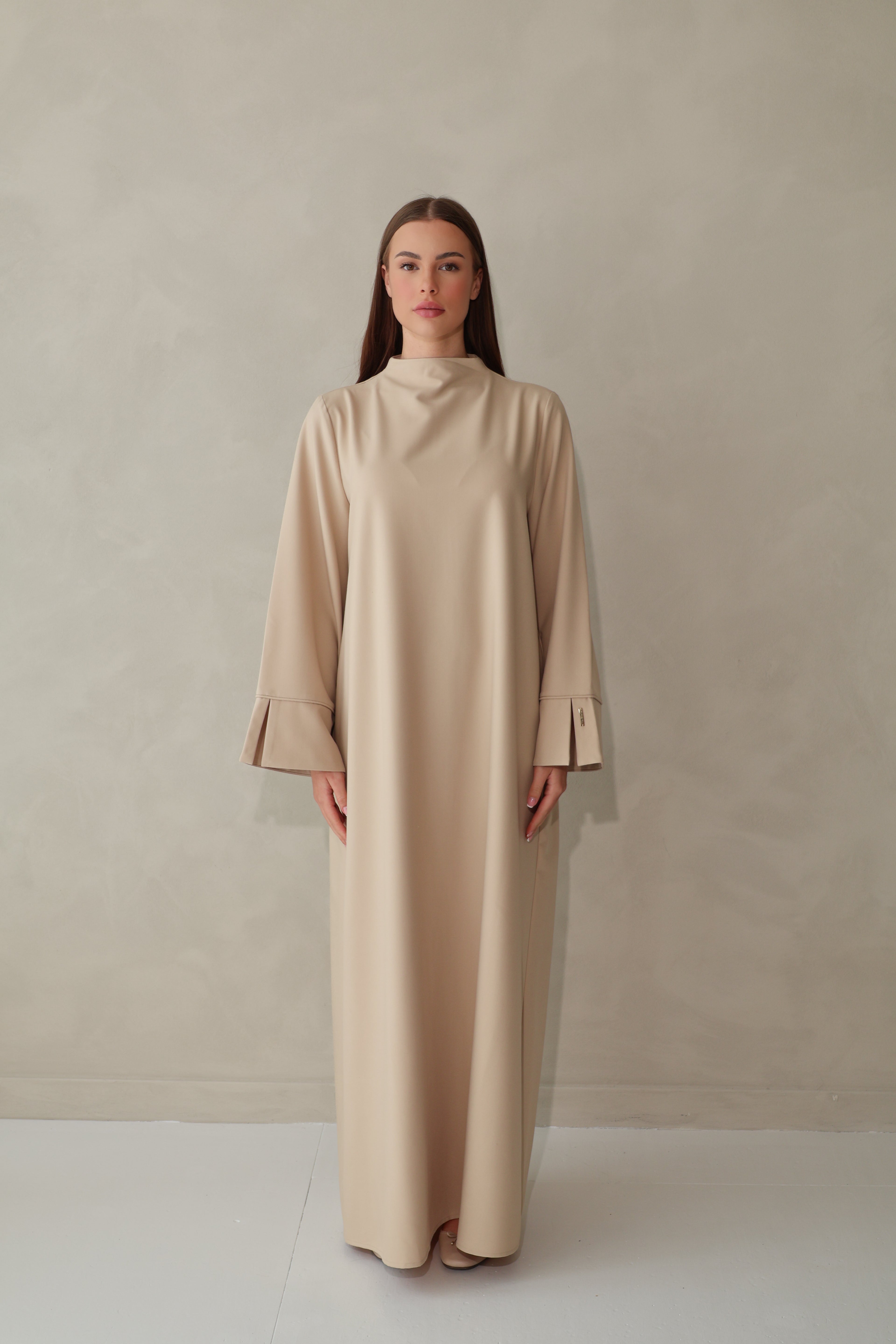 Essential Abaya – Sand