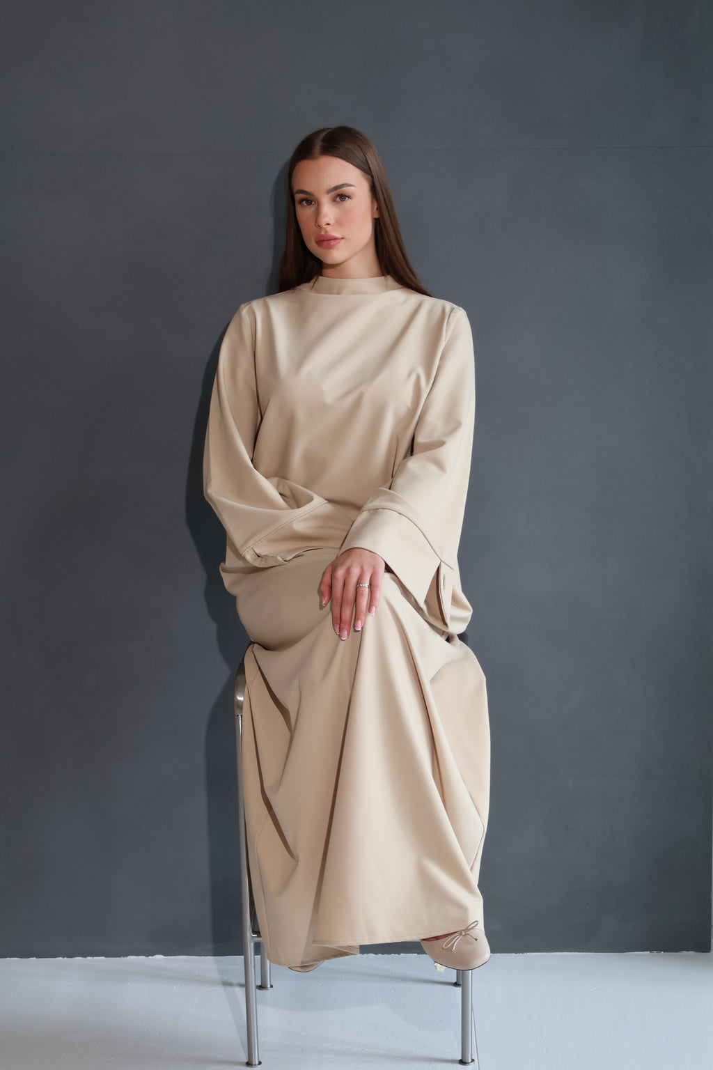 Essential Abaya – Sand