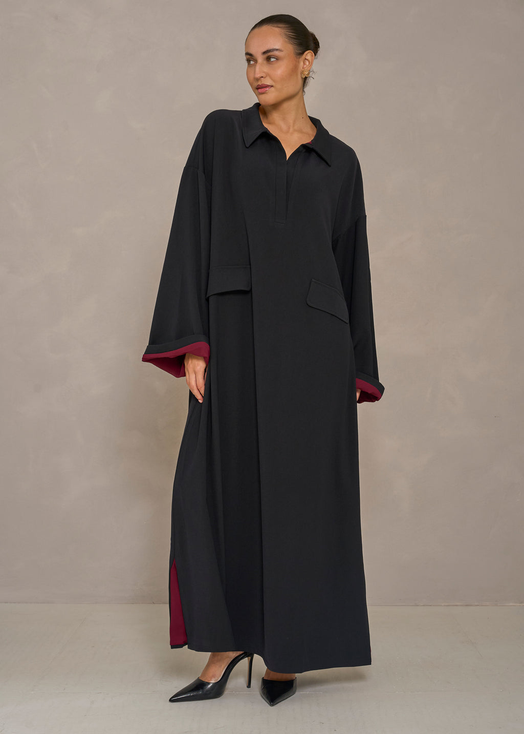 Essential Abaya Black